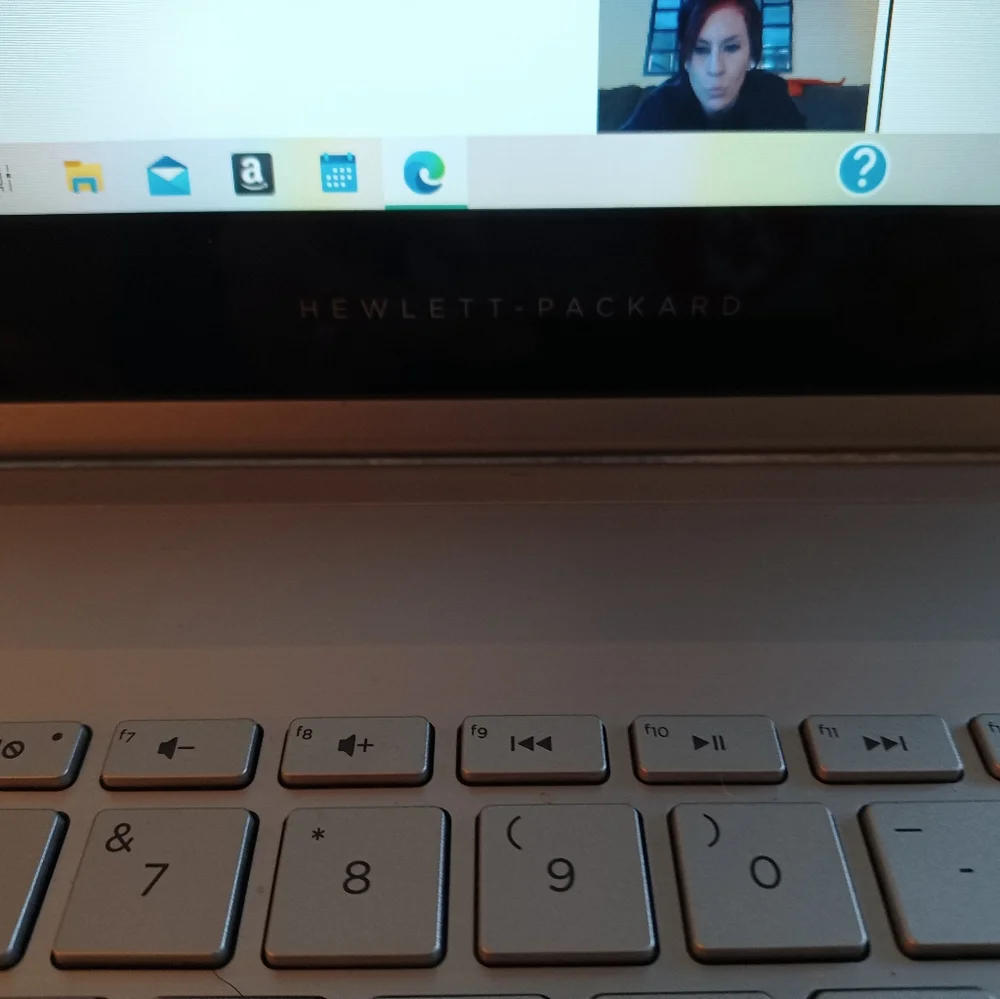 HP reversible laptop/ touch screen